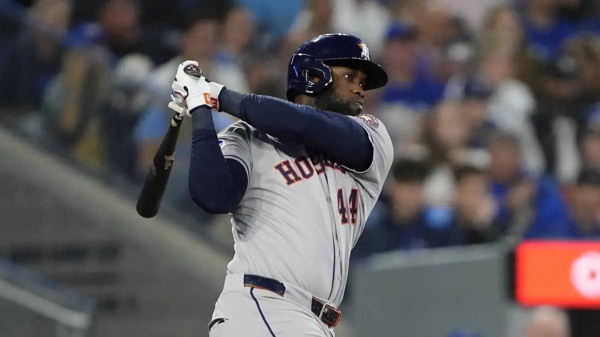 Alvarez a top-10 bat? Ohtani wins Cy Young? Perdomo for real? Don't be surprised - 1