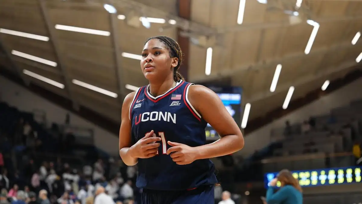 Women's Final Four predictions: Who wins South Carolina-UConn, Texas-UCLA? - 1