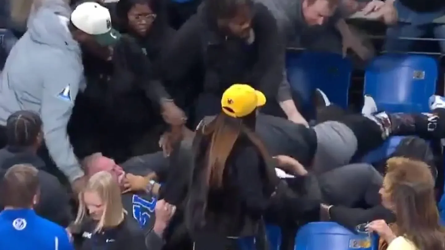 Brawl between No. 18 Saint Louis and VCU leaves Rams with only 4 players on court - 1