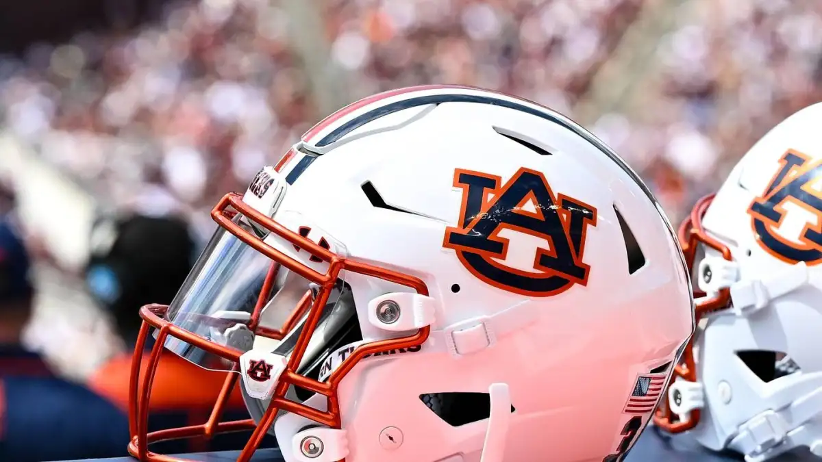 Auburn football makes Top 5 for elite 2027 QB Israel Abrams - 1