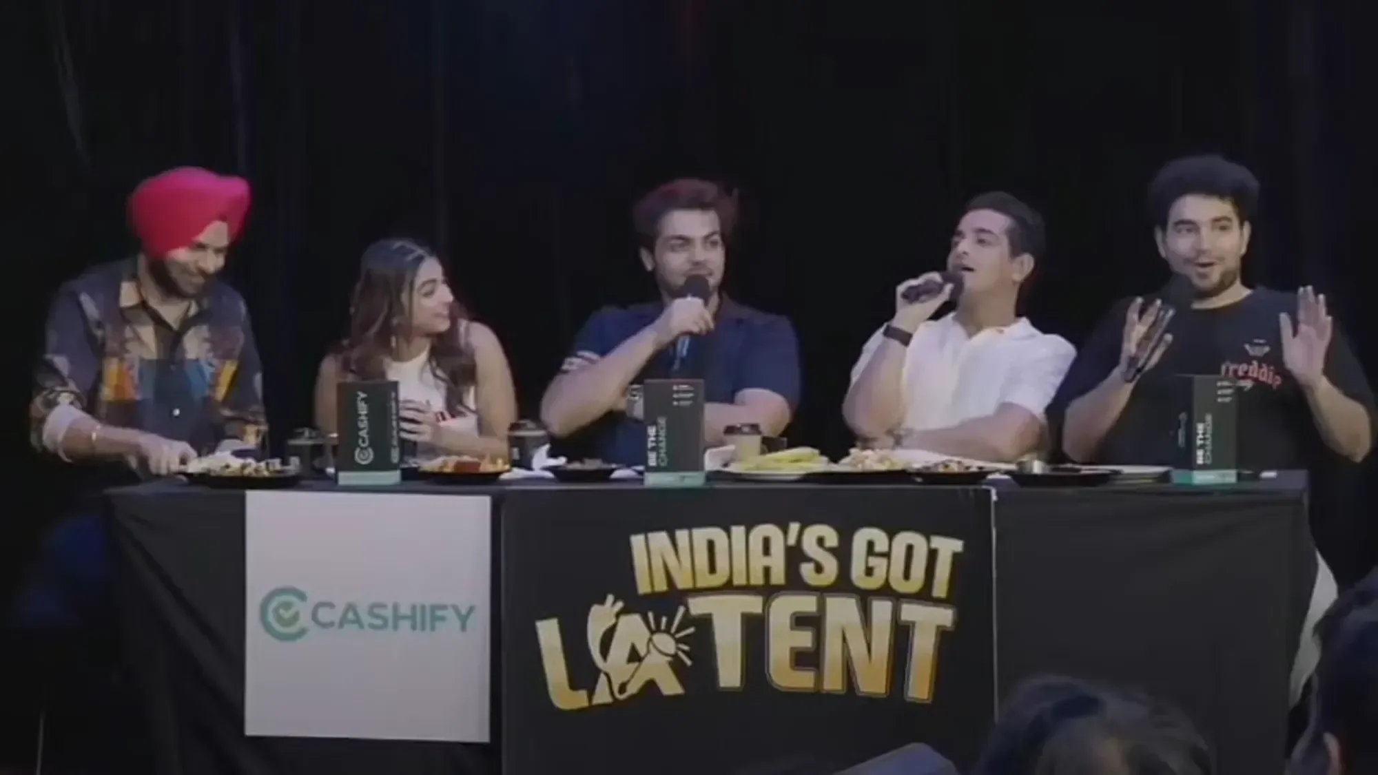 Alia Bhatt and Sharvari shoot with Samay Raina for India’s Got Latent Season 2 in viral photo - 3
