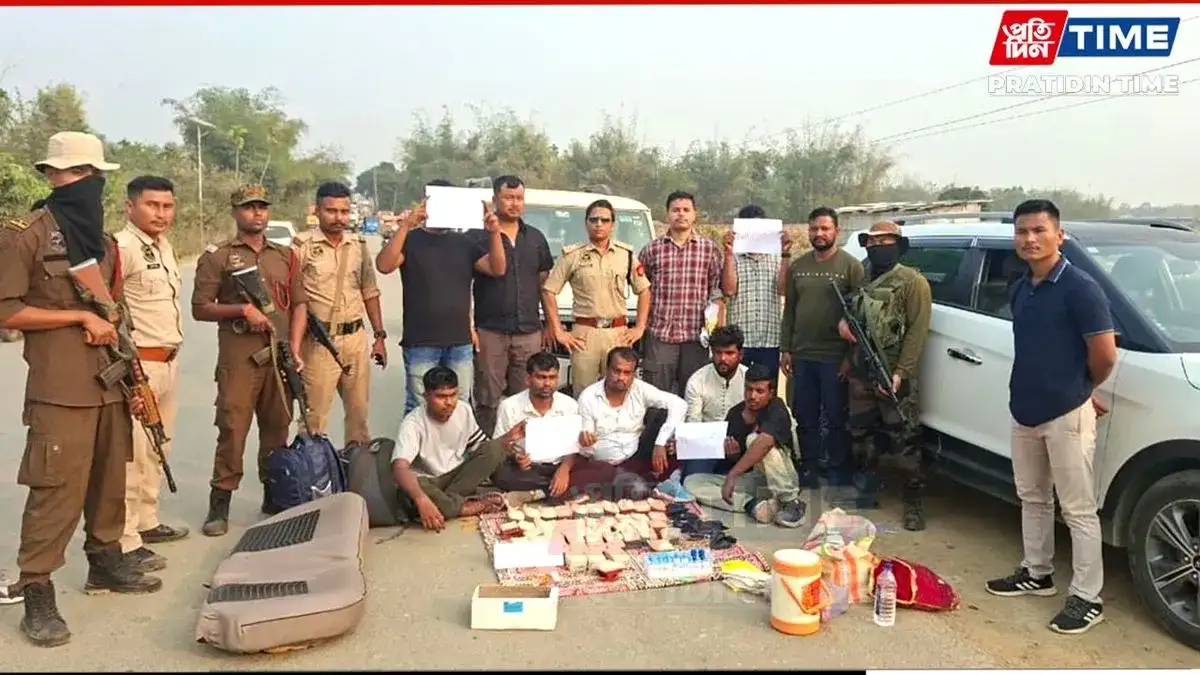 Heroin worth ₹3.25 crore seized in Assam, five held - 2