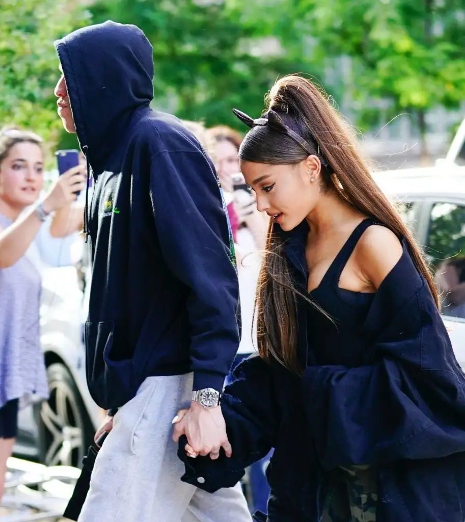 13 Celebrities' Most Heartbreaking Relationship Regrets - 4