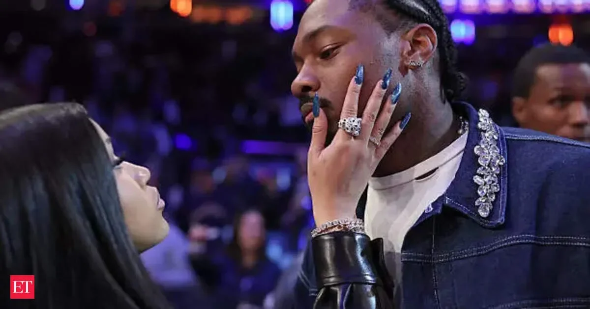Stefon Diggs With 4 Kids to 4 Mothers: Cardi B Breakup Rumors Emerge After Super Bowl Loss - 4