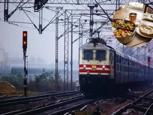 LPG shortage hits railway station kitchens; onboard catering continues - 1