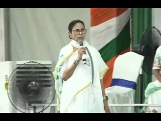 Game plan of the BJP is to impose President’s rule in Bengal says Mamata on Malda incident - 1