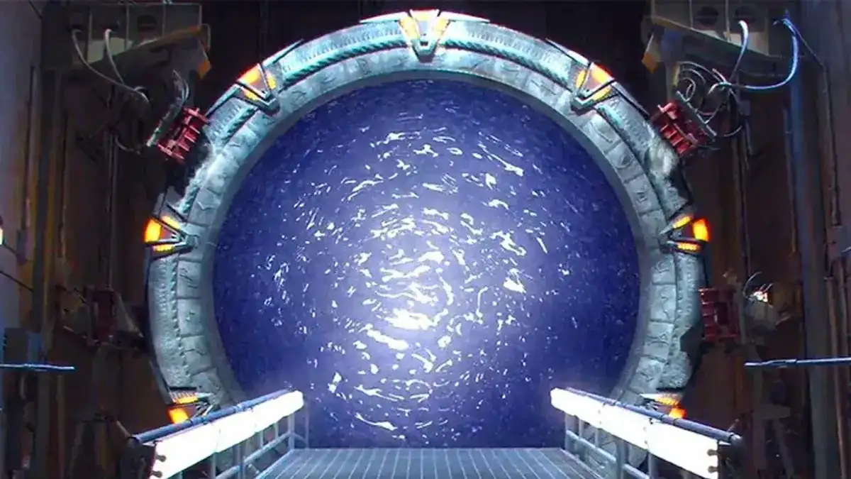 Stargate SG-1 Star Michael Shanks Rallies Fans After Amazon Axes Revival, Says 'Now Is the Time to Say Something' - 3