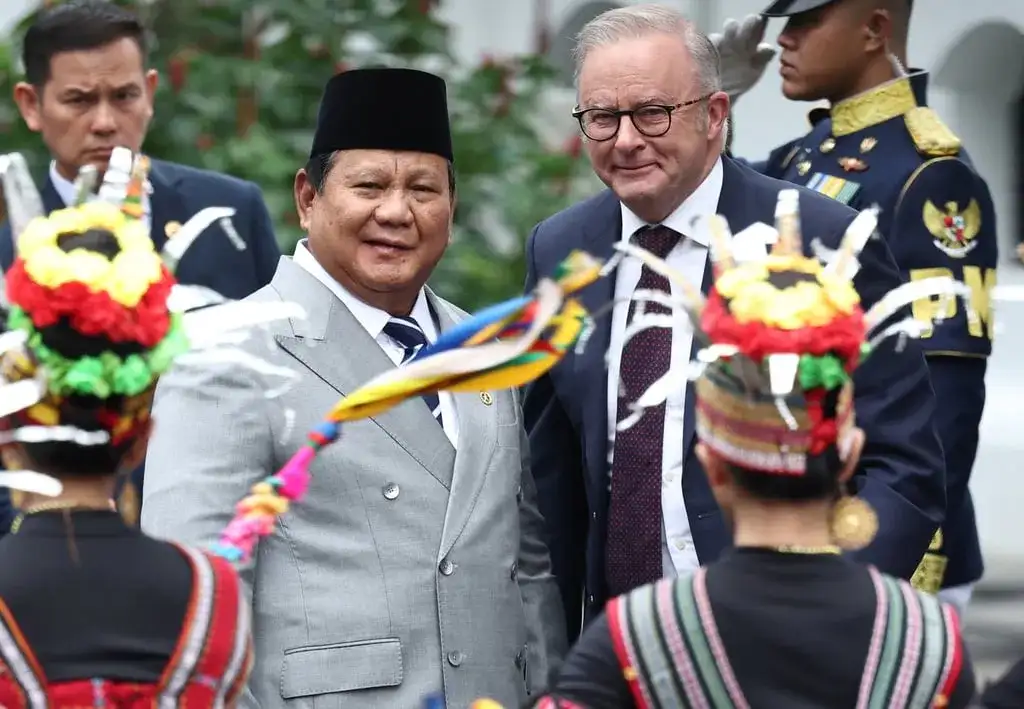 Australia news live: PM praises ‘very significant’ Indonesia security pact; Nationals MP holds hope for Coalition reunion - 1