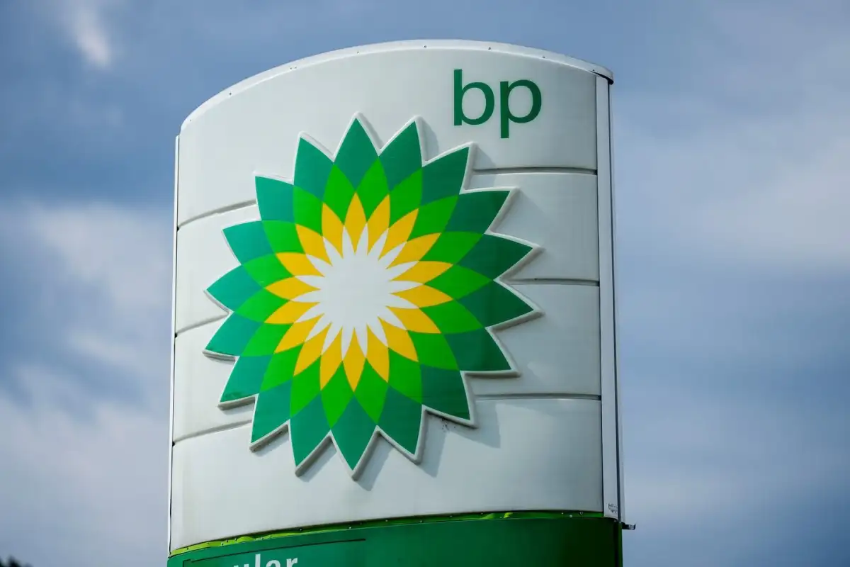 BP ousts Chair Albert Manifold over governance and conduct issues - 3