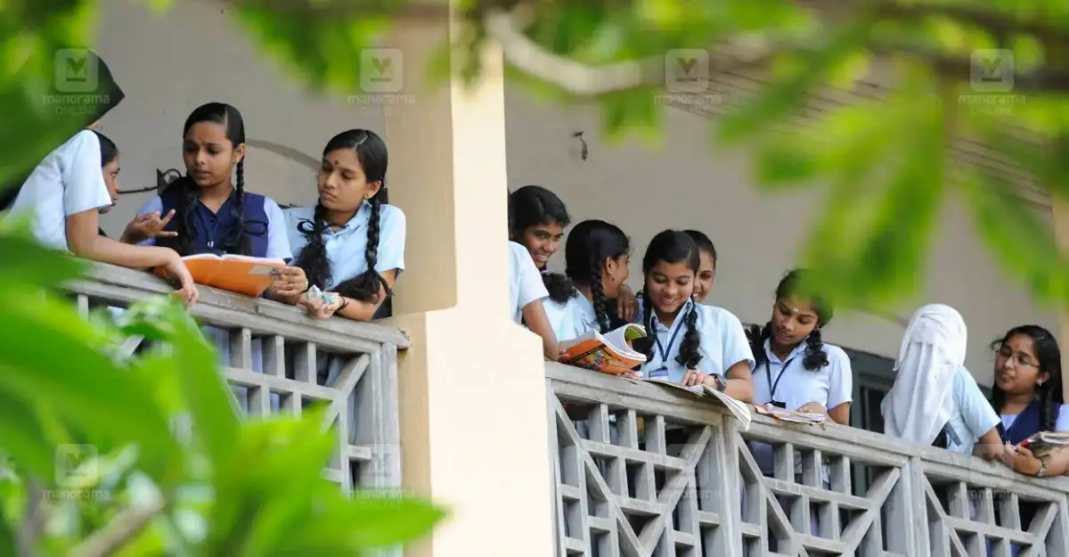 Thiruvananthapuram registers 98% pass in SSLC exams - 3