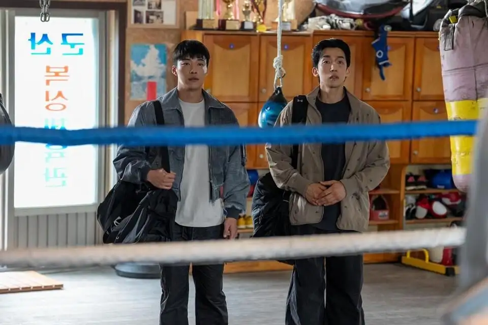 Breaking Down the Thrilling Ending of Bloodhounds Season 2 - 3