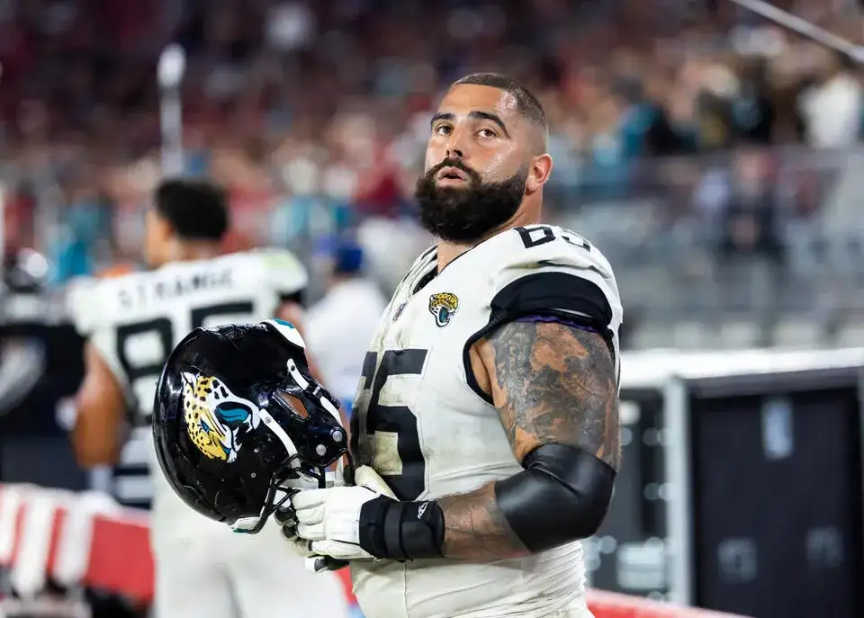 Important date approaches for Jaguars' salary cap situation - 1