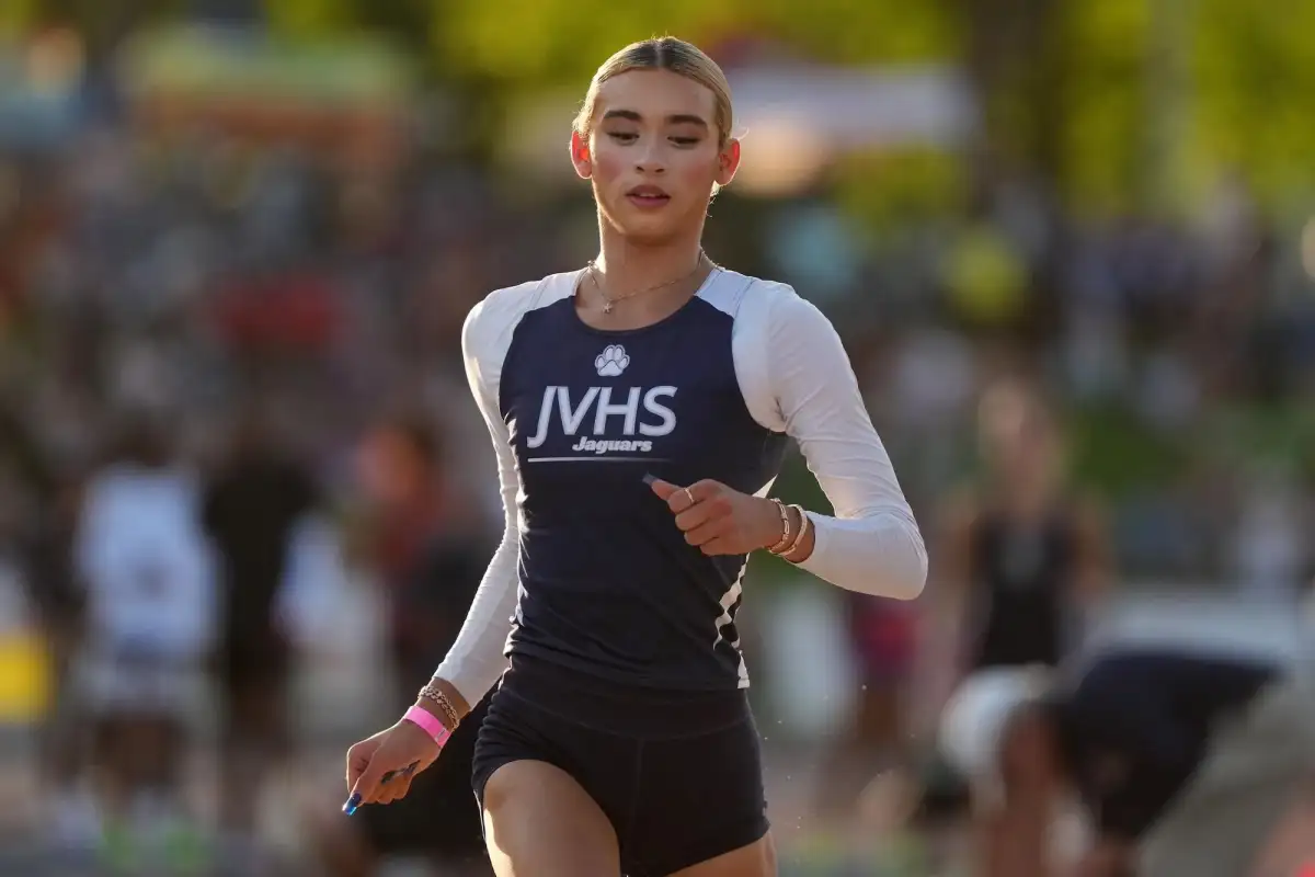 Transgender Jurupa Valley senior AB Hernandez wins state track medals amid muted protest - 2