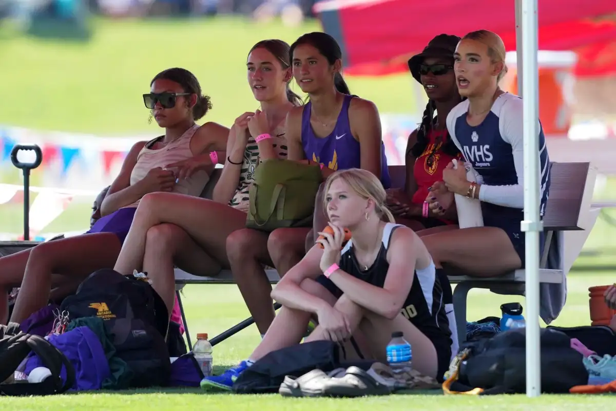 Transgender Jurupa Valley senior AB Hernandez wins state track medals amid muted protest - 3