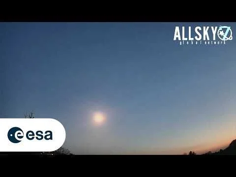 European Space Agency probing fireball that hit German home - 3