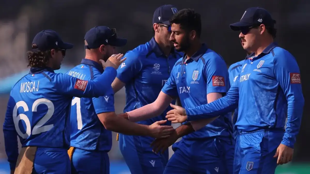 England reach T20 World Cup Super 8s after surviving Italy scare - 2