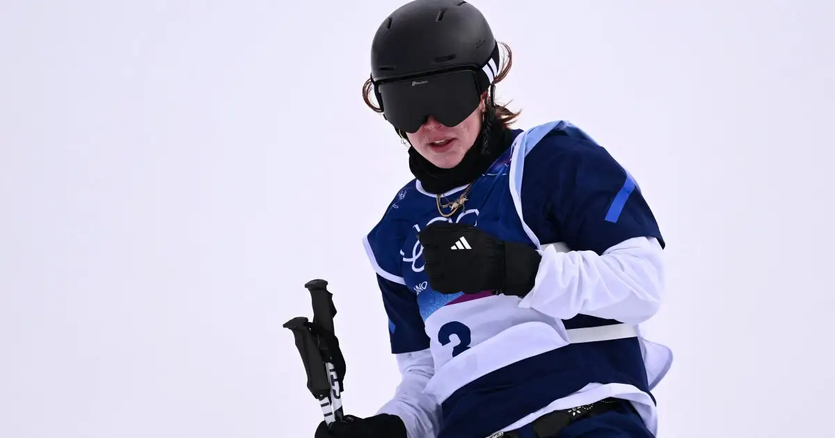 Winter Olympics LIVE: Team GB caught up in curling storm as Kirsty Muir suffers heartbreak - 3