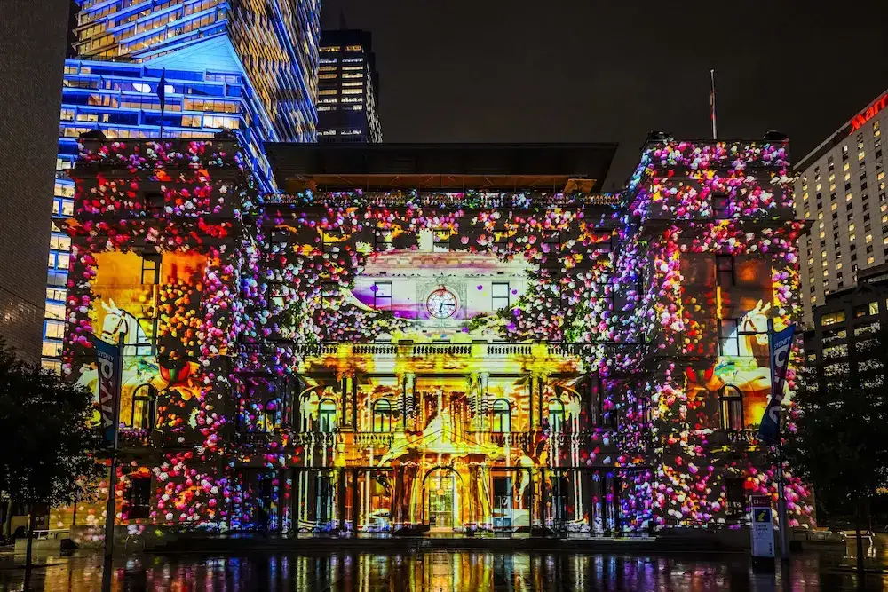 Rugby lights up Sydney Harbour - 1