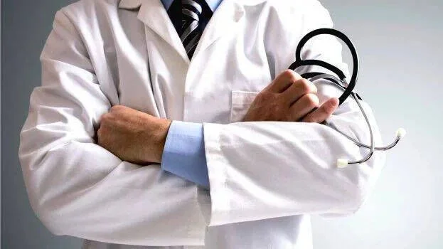 KGMOA stages protest against government order extending doctors’ working hours - 4