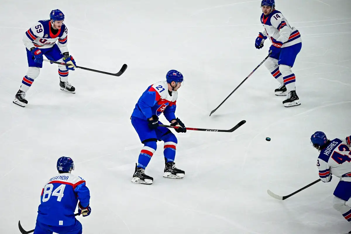 Red, white, blue and gold? Takeaways from Team USA's dominant win over Slovakia - 2