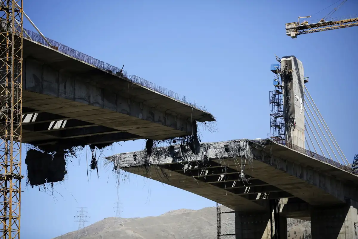 Search and rescue mission underway after U.S. fighter jet downed over Iran - 4