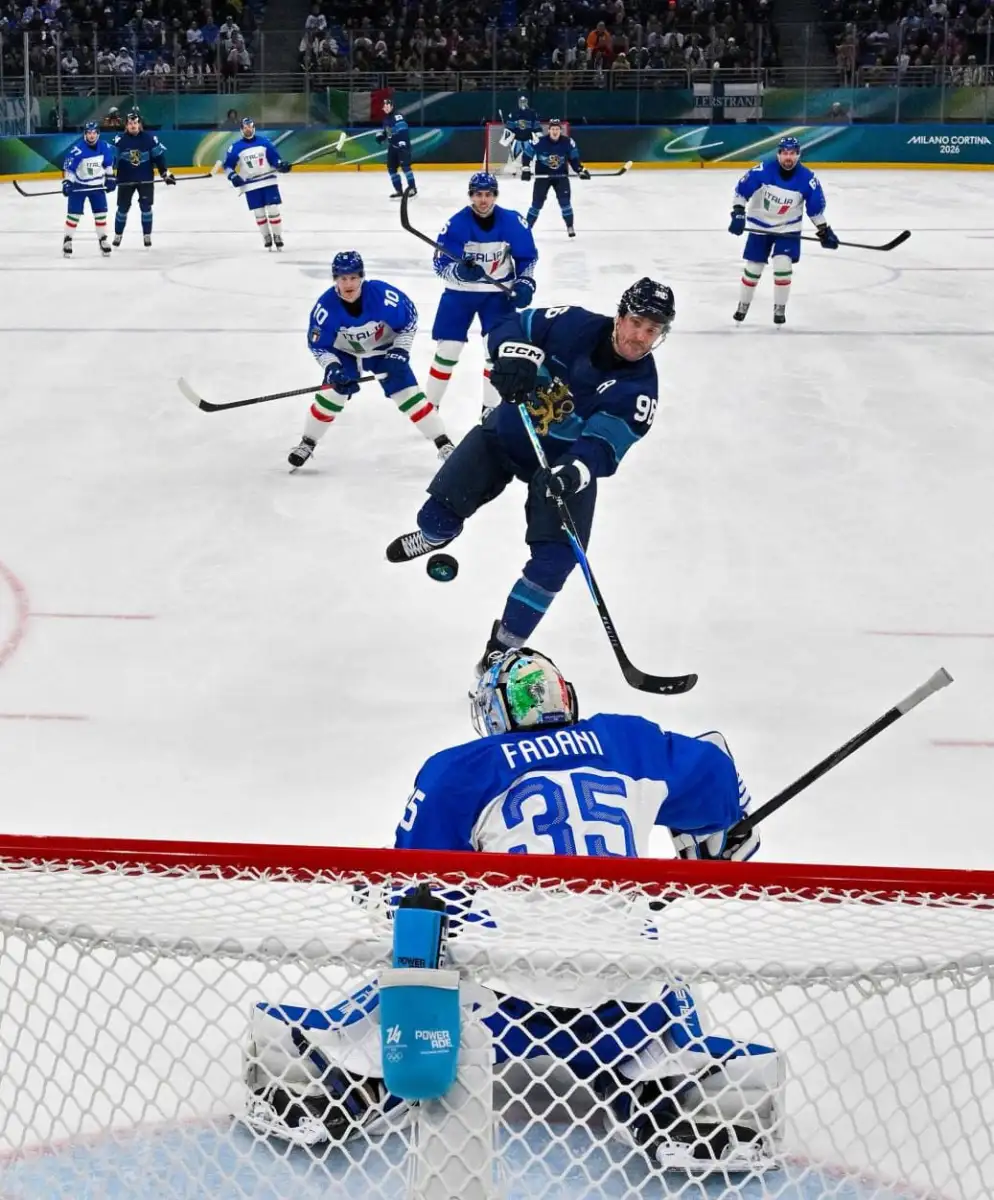 Winter Olympics 2026 Day 8 recap: Jordan Stolz sets Olympic record; Jaelin Kauf, Elizabeth Lemley medal in dual moguls - 2