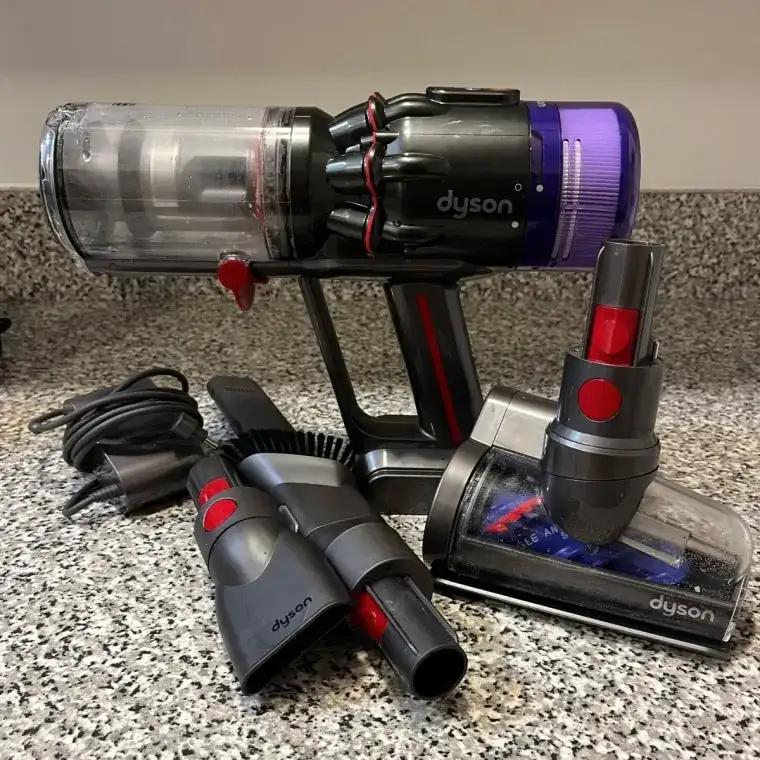 The 5 Best Handheld Vacuums Out of 13 We Tested - 4