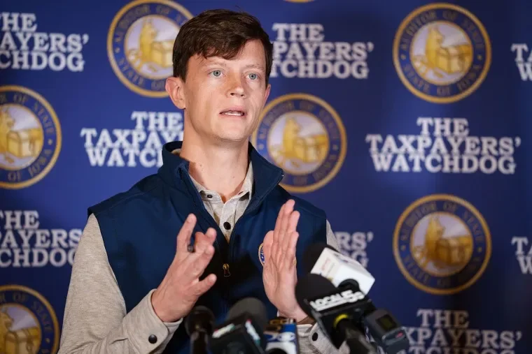 Tom Holland Calls Zendaya a ‘Lifeline’ in the ‘Wild World’ of Hollywood - 1