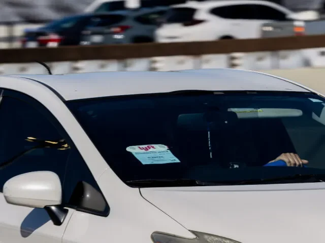 ICE Levies Retainer Against Cuban Lyft Driver Charged with Sodomizing Woman - 1