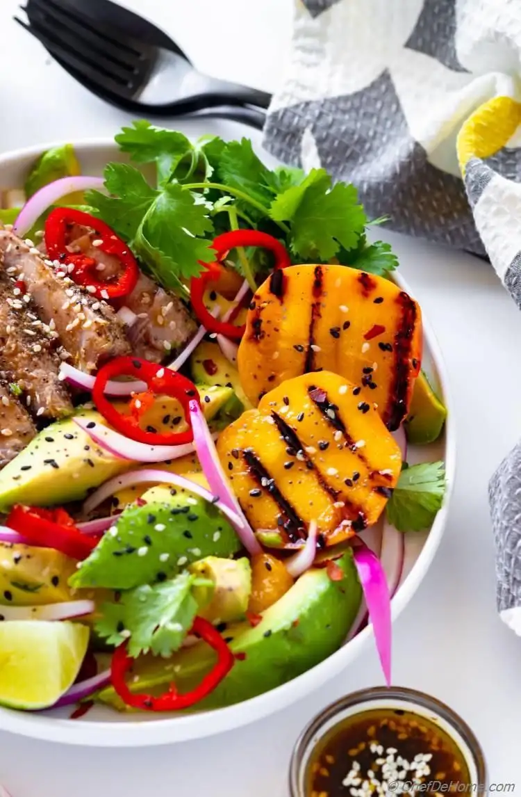Pan-Grilled Tuna Salad With Guacamole - 1