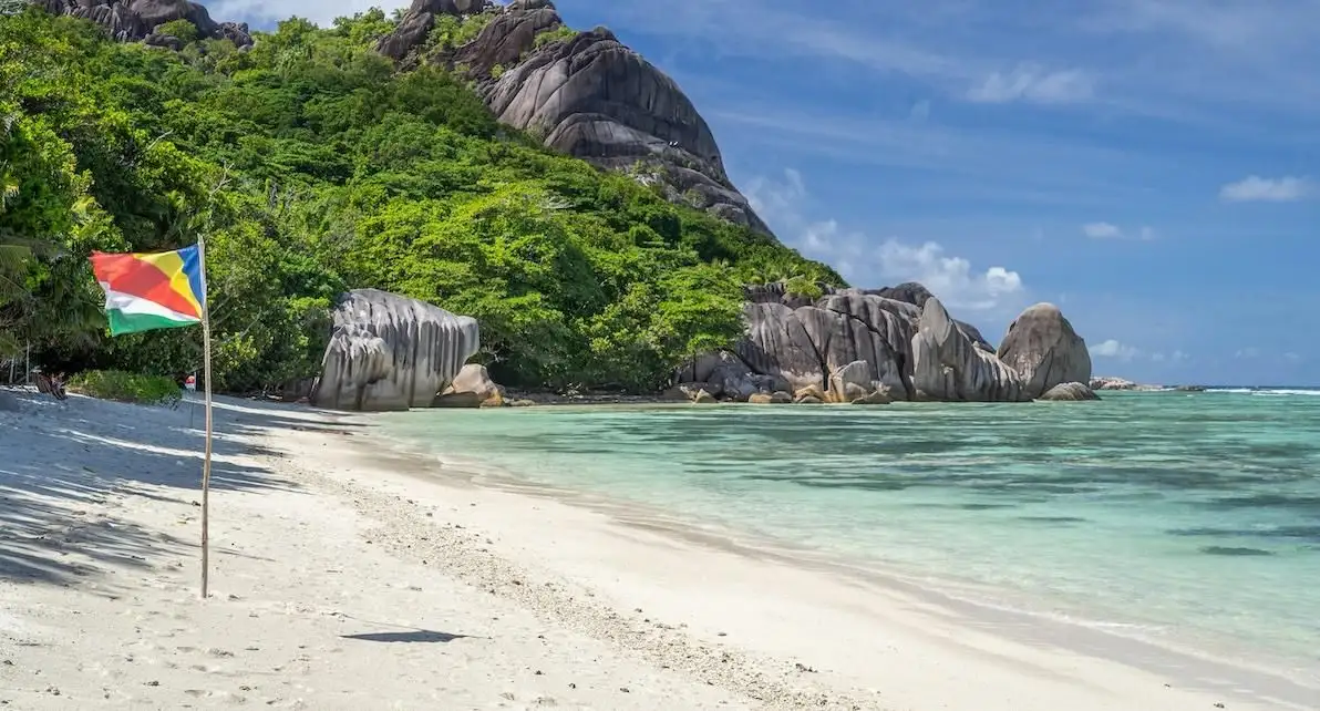 CDC issues travel warning for popular beach destination over life-threatening incurable mosquito virus - 3