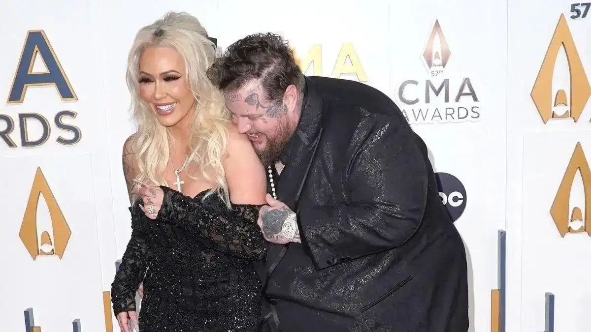 Jelly Roll Nearly “Blew” Chance With Bunnie Xo After NSFW Moment - 2