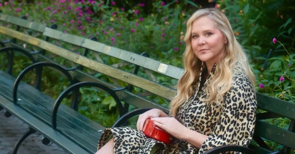 Why Amy Schumer Has Been So Candid About Her Health Issues - 4