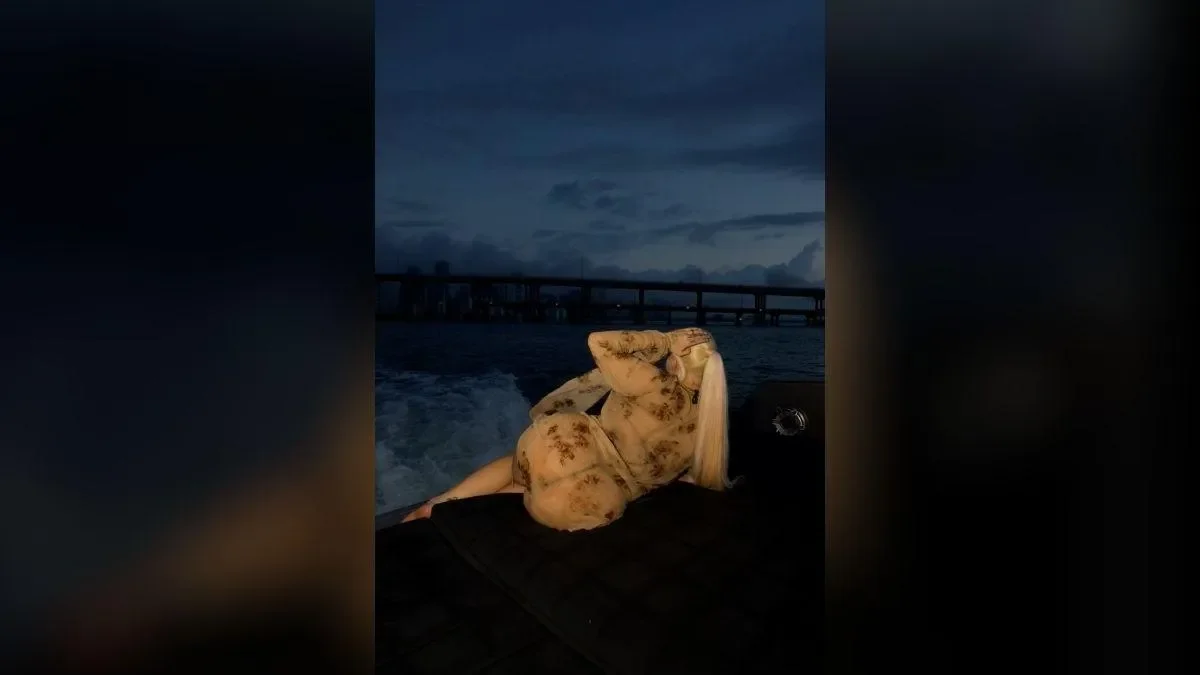 Kourtney Kardashian's stepdaughter Alabama Barker drives fans wild as she strips down to a skimpy bikini - 4