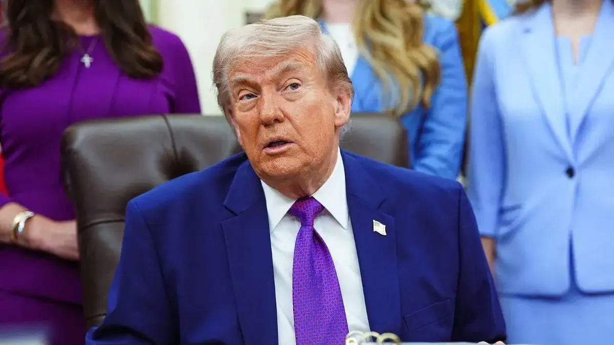 Is MAGA a Cult? Marjorie Taylor Greene Blasts Pete Hegseth's 'Disturbing' White House Demands - 3