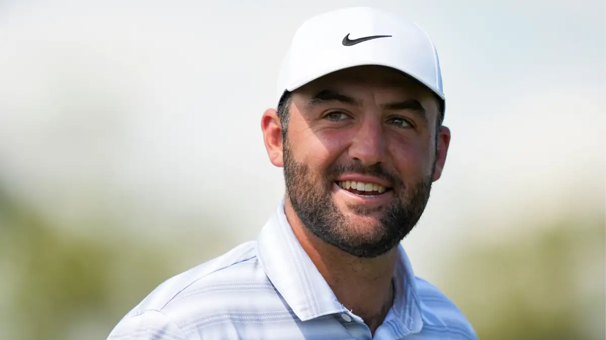 DeChambeau plans YouTube pivot if LIV dissolves - 1