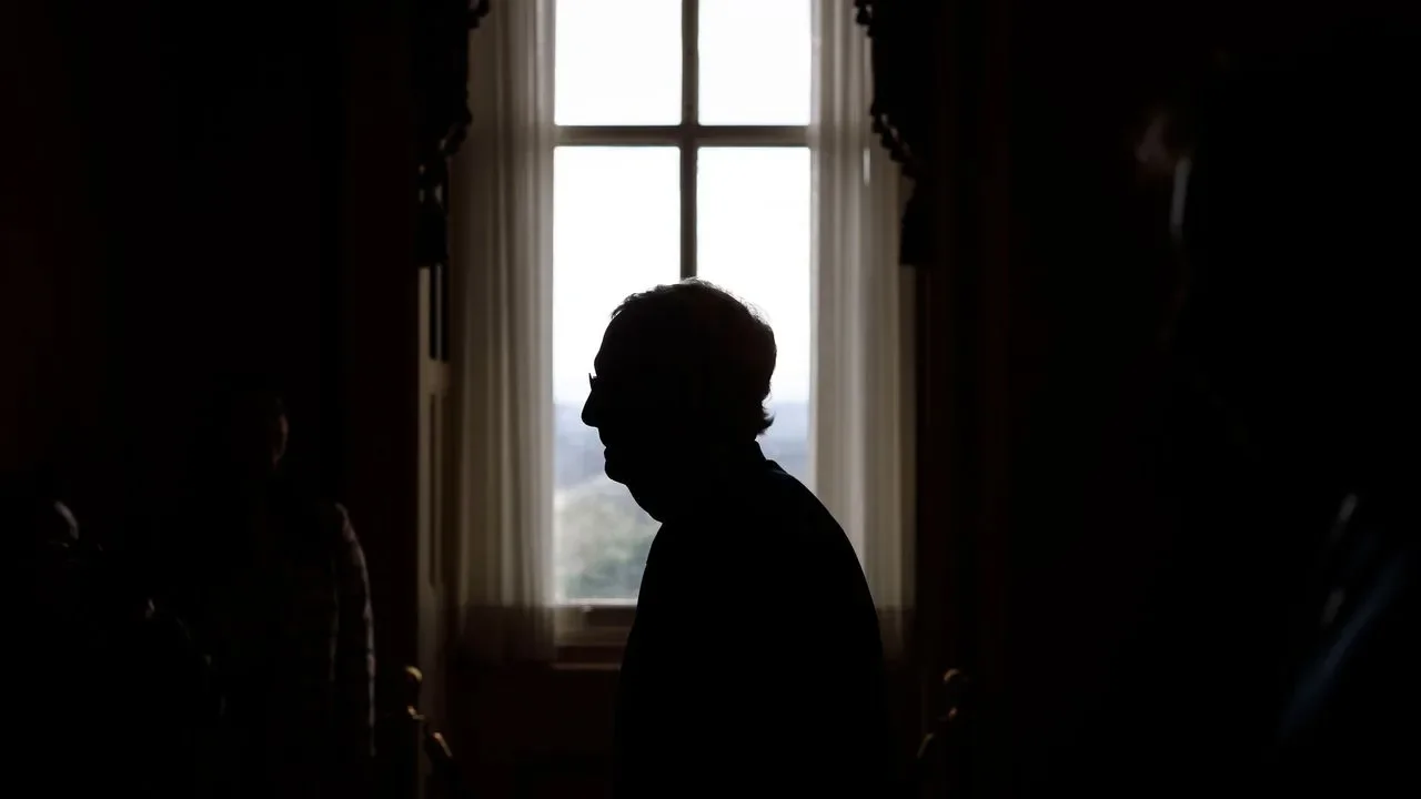 Fears for Mitch McConnell, 84, as his stunning decline is laid bare and Trump accuses 'bum' staff of manipulating him - 3