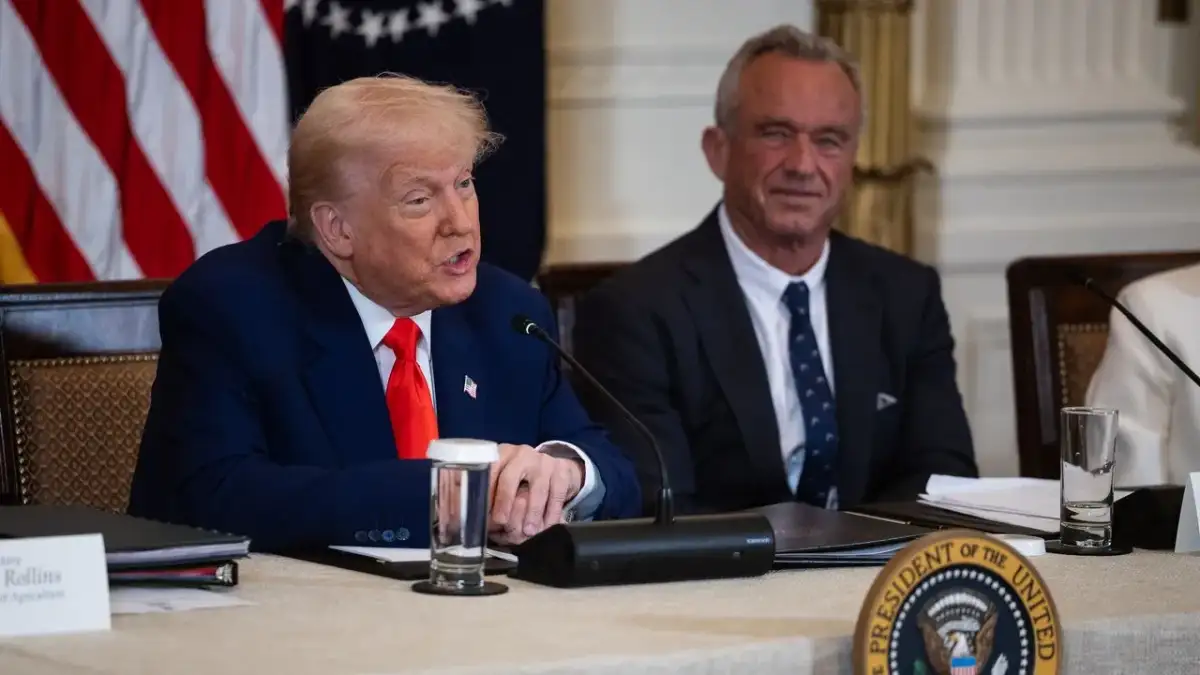 MAGA Alliance Fractures Over Toxic Talc As Donald Trump Allegedly Abandons Asbestos Checks To Please Billionaire Execs - 1