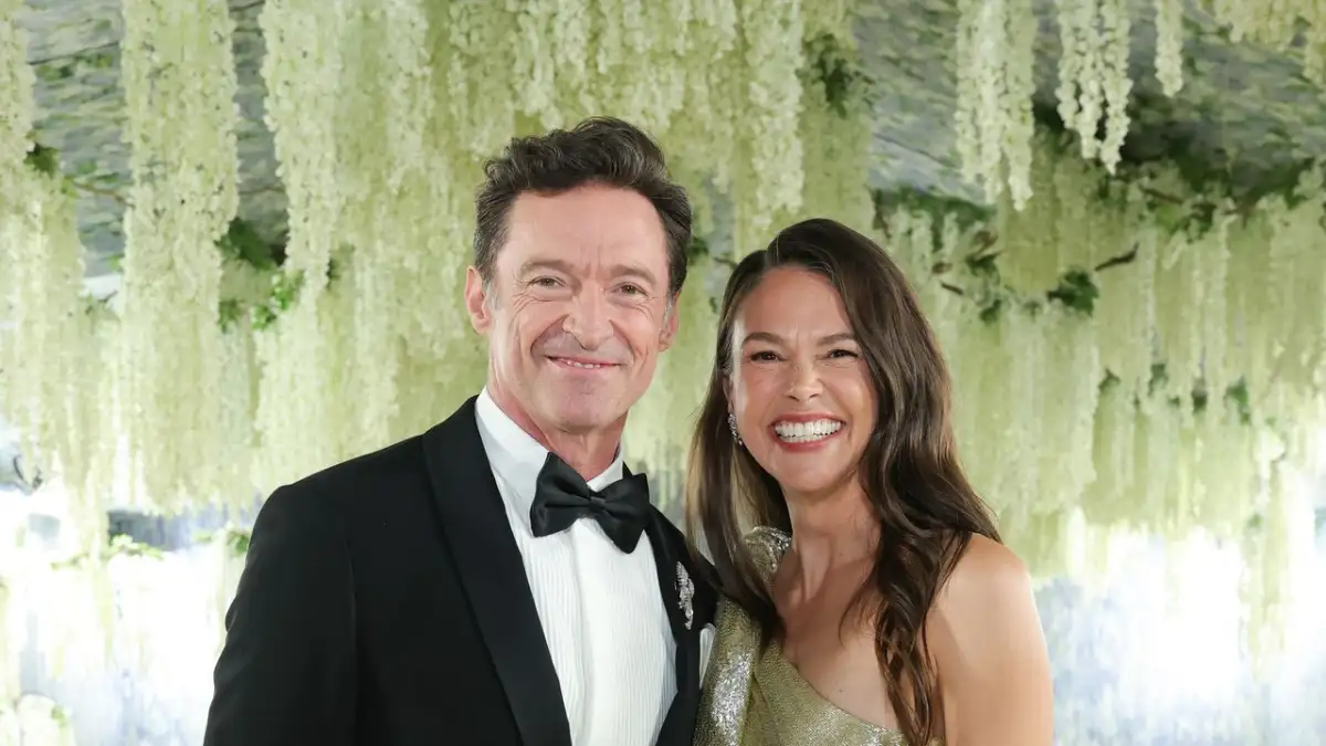 Hugh Jackman slammed for attending Met Gala with new girlfriend Sutton Foster - after split with ex-wife Deborra-Lee Furness: 'Thumbs down!' - 2