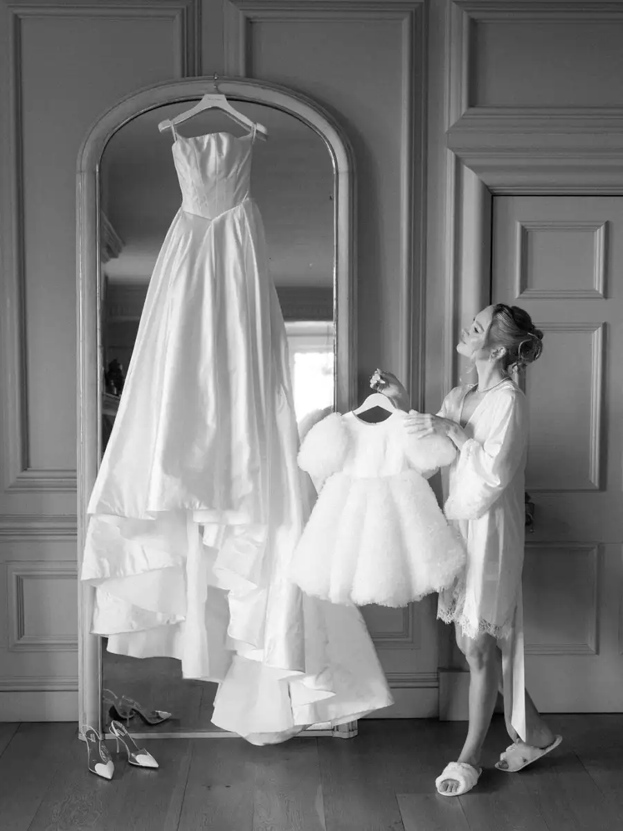 Roxy Horner wears her wedding dress down the supermarket aisle as she declares: 'I refuse to wear this once' - after tying the knot with Jack Whitehall - 3