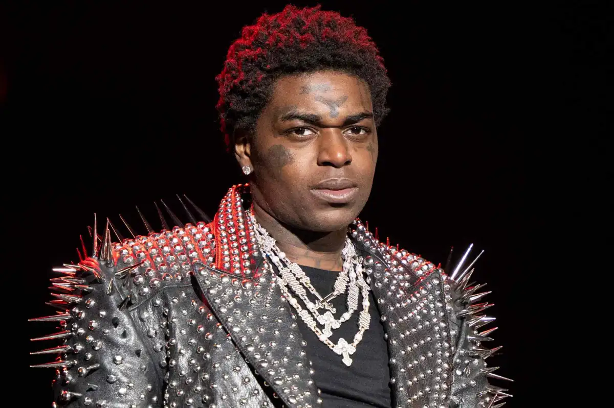 See Kodak Black's bleary-eyed mugshot as rapper is arrested for SECOND time in eight days - 4