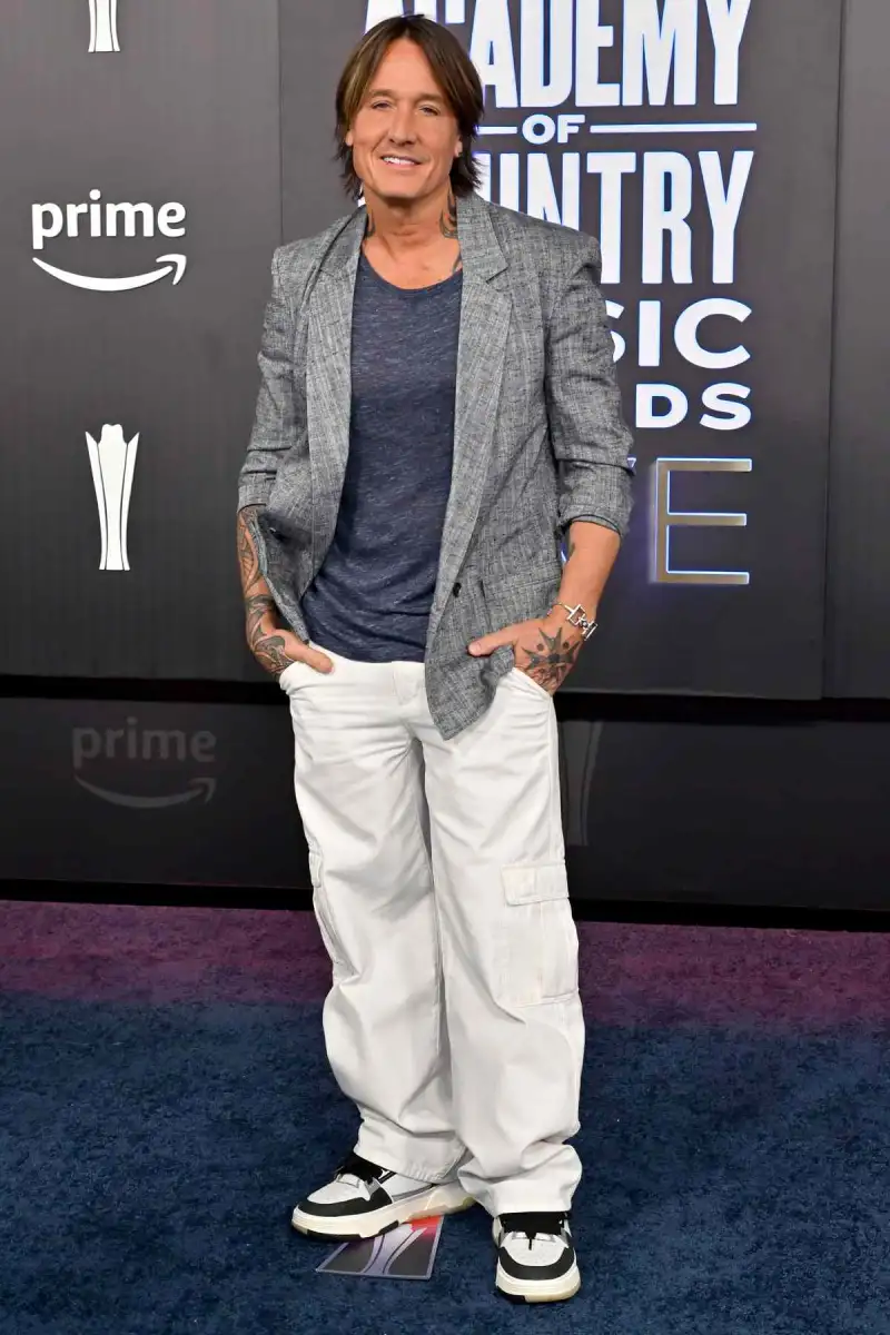ACM Awards 2026: See All the Celebrity Red Carpet Fashion - 4