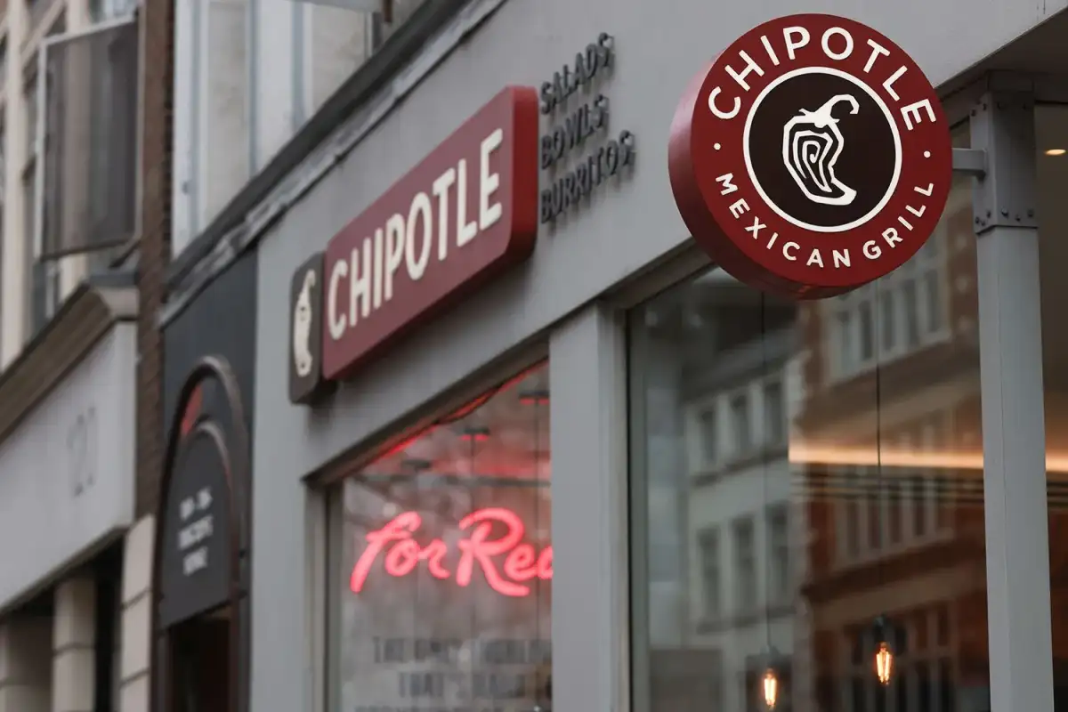 Chipotle Is Giving Away Up to $2 Million in Free Food to Teachers and Healthcare Workers – Here’s How to Get Yours - 1