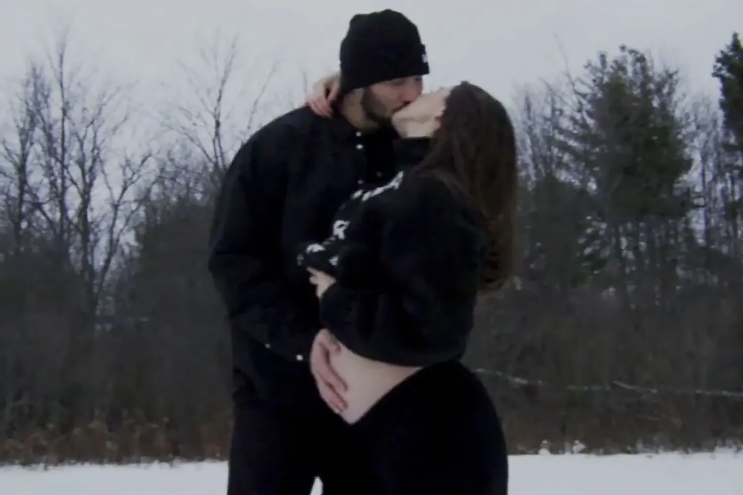 Actress Hailee Steinfeld feels ‘incredibly blessed’ as she welcomes baby girl - 1