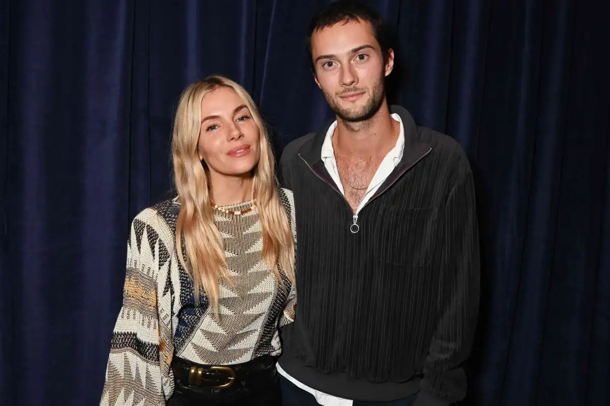 How Sienna Miller Is Navigating Raising a Teen, Toddler and Newborn - 3