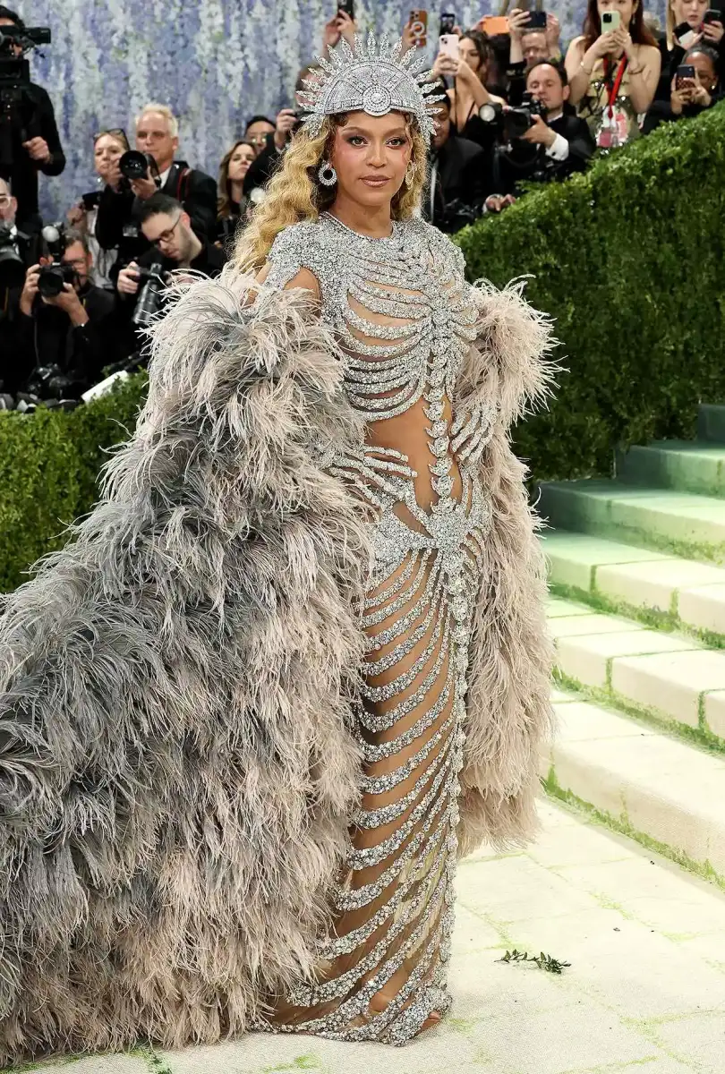 Wild looks steal the show at Met Gala 2026 in New York - 2
