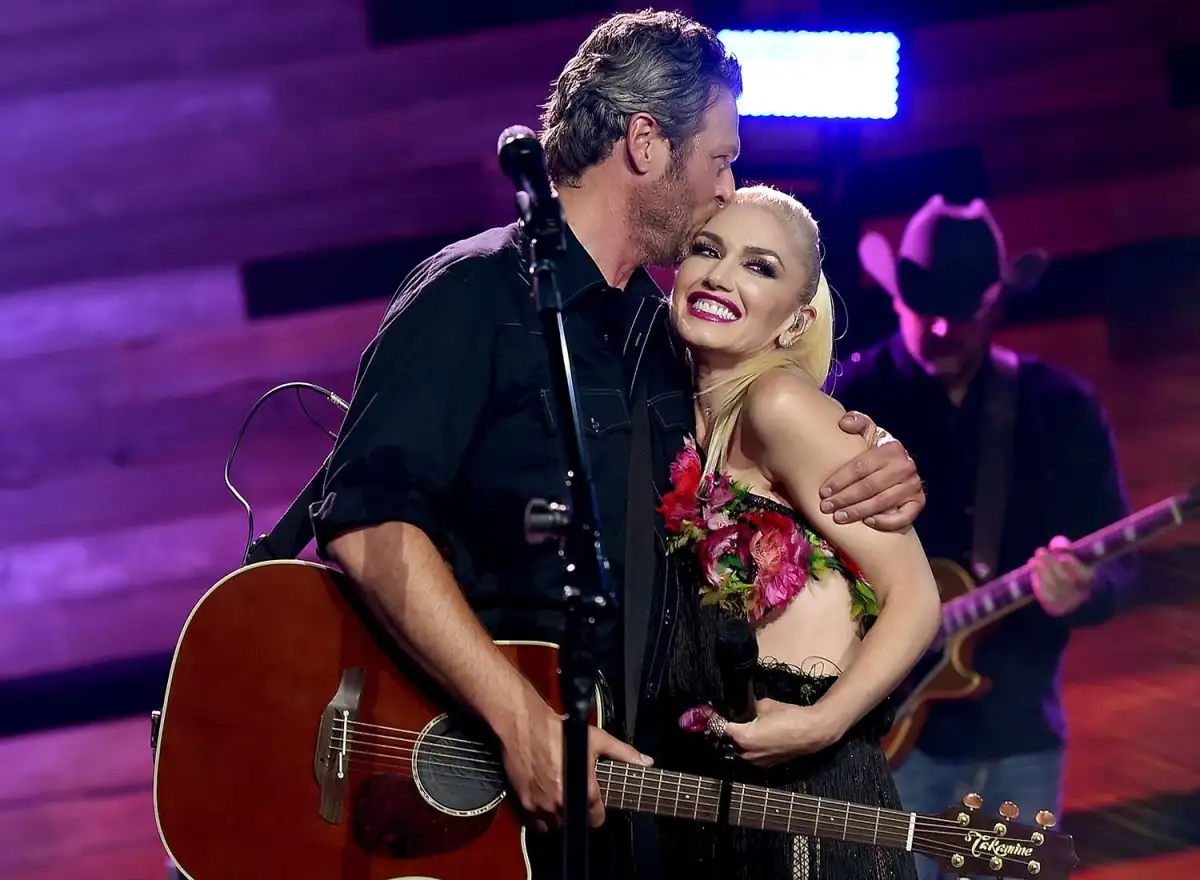 Inside Blake Shelton's Close Bond With Gwen Stefani's Kids - 3