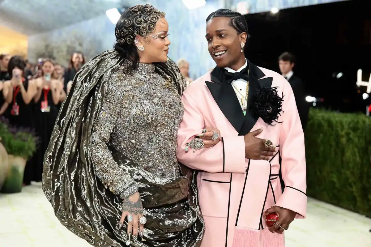 Embarrassing missing factor from Met Gala 2026 that left stars red-faced and alone on the red carpet - 3