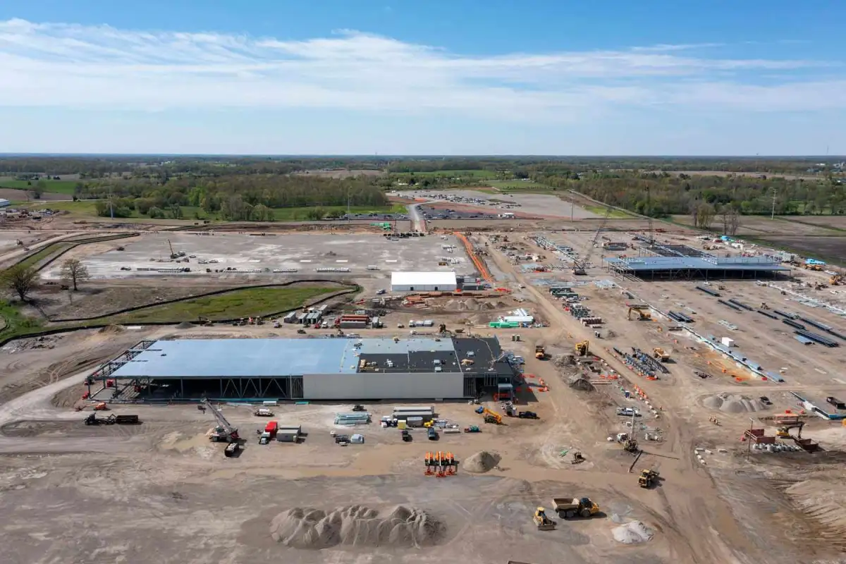 As AI Expands, Erin Brockovich Taps Communities to Map Data Center Concerns - 2
