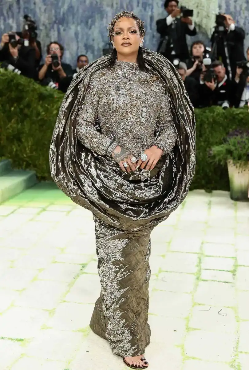 Wild looks steal the show at Met Gala 2026 in New York - 3